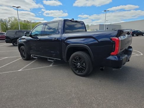 Used 2024 Toyota Tundra Limited AWD/4WD image 4