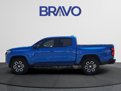 Used 2024 Chevrolet Colorado Z71 w/ Z71 Convenience Package 2 AWD/4WD image 2