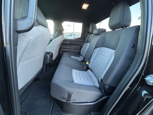 Used 2025 Toyota Tacoma TRD Off-Road image 27