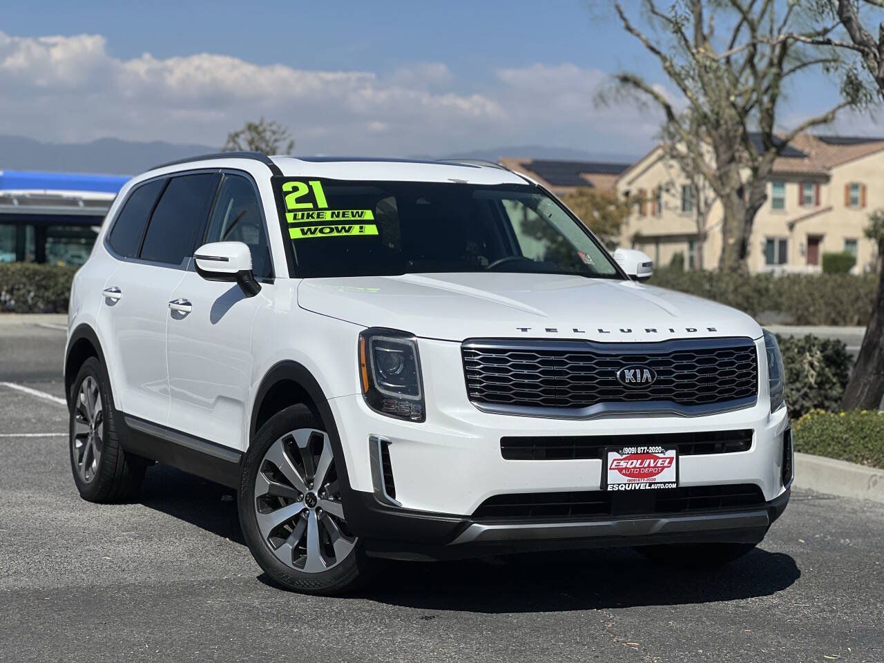 Used 2021 Kia Telluride S FWD image 1
