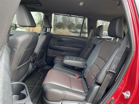 Used 2024 Honda Passport Black Edition image 51