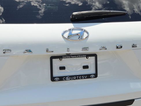 Used 2021 Hyundai Palisade SEL w/ Cargo Package FWD image 32