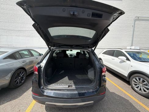 Used 2022 Chevrolet Equinox LT AWD/4WD image 7
