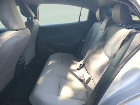 Used 2025 Toyota Prius LE FWD image 12