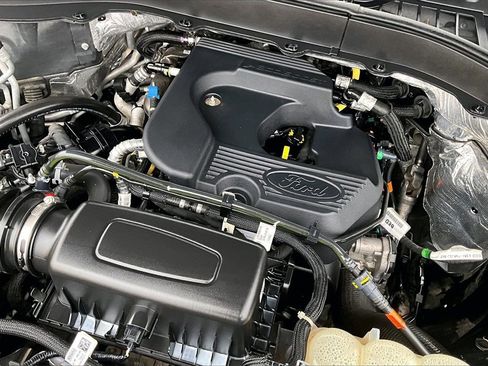 Used 2020 Ford Explorer XLT w/ Equipment Group 202A image 35