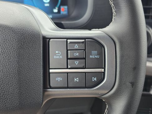 Used 2025 Ford F150 Lightning XLT image 32