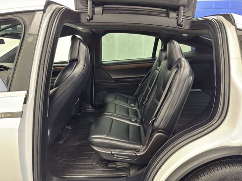 Used 2020 Tesla Model X Long Range image 27