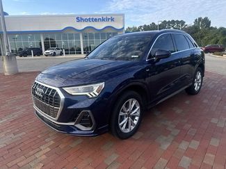 Used 2022 Audi Q3 2.0T Premium Plus w/ Premium Plus Package AWD/4WD video 1