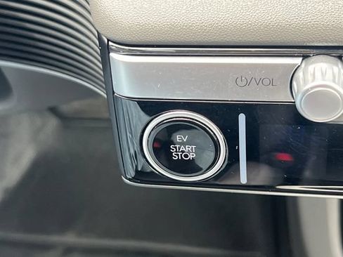 Certified 2024 Hyundai Ioniq 5 SE RWD image 28