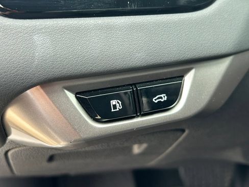 Used 2025 Lexus RX 350 Premium w/ Convenience Package FWD image 25