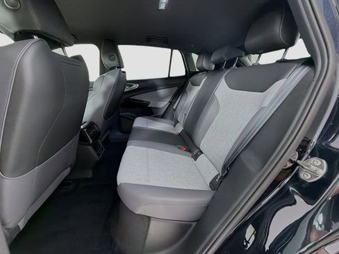 Used 2023 Volkswagen ID.4 2WD image 25