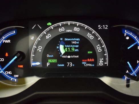 Used 2025 Toyota RAV4 XLE image 16