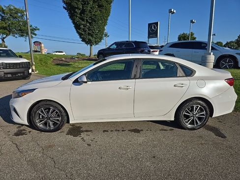 Used 2023 Kia Forte LXS FWD image 7