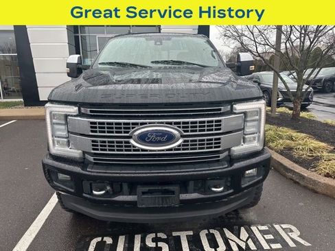 Used 2019 Ford F250 Platinum image 2