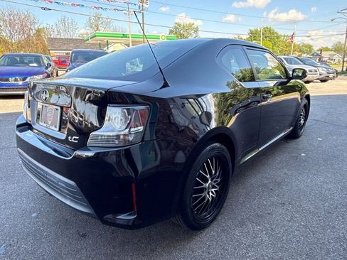 Used 2014 Scion tC FWD image 5