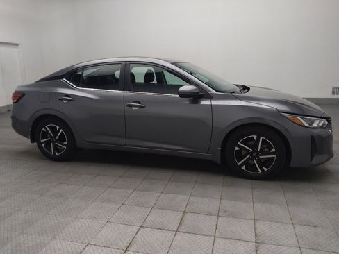 Used 2024 Nissan Sentra SV image 11