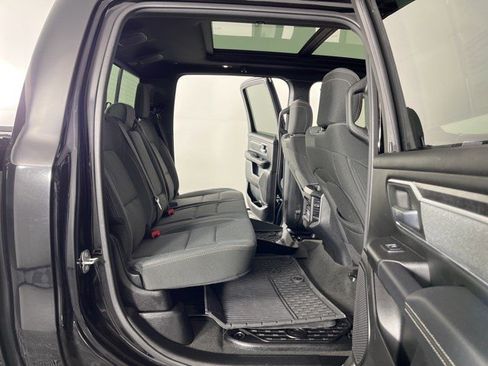 Used 2022 RAM 1500 Big Horn AWD/4WD image 45