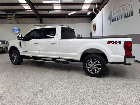 Used 2020 Ford F350 Lariat w/ Lariat Ultimate Package AWD/4WD image 4