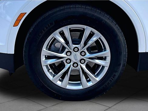 Used 2020 Cadillac XT5 Premium Luxury FWD image 11