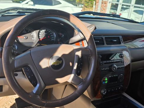 Used 2013 Chevrolet Silverado 1500 LTZ w/ LTZ White Diamond Edition image 12