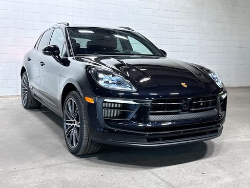Certified 2026 Porsche Macan S AWD/4WD image 6
