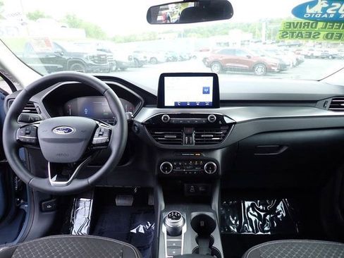 Certified 2024 Ford Escape Active AWD/4WD image 19