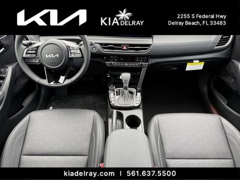 New 2026 Kia Seltos EX FWD image 10