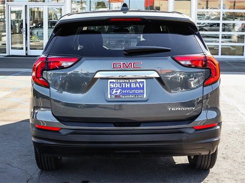 Used 2018 GMC Terrain SLE image 5