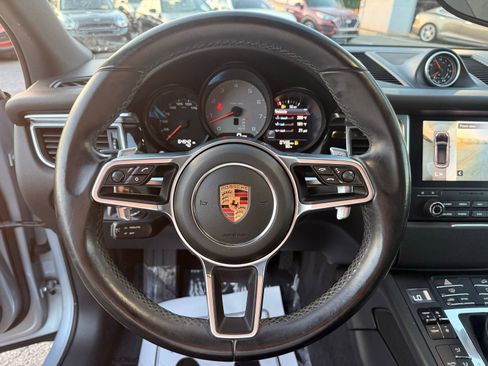 Used 2017 Porsche Macan S AWD/4WD image 15