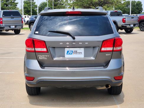 Used 2013 Dodge Journey SXT w/ Flexible Seating Group FWD image 6