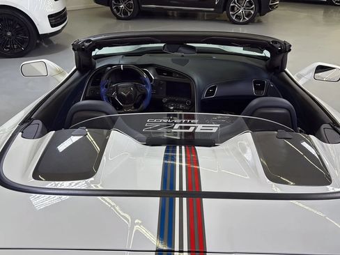 Used 2016 Chevrolet Corvette Z06 w/ 3LZ Preferred Equipment Group RWD image 19