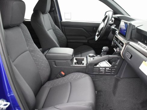 New 2025 Toyota Tacoma SR5 image 13