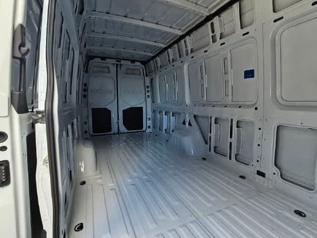 Used 2026 Mercedes-Benz Sprinter 2500 image 28