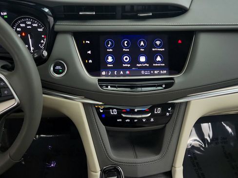 Used 2024 Cadillac XT5 Premium Luxury w/ Technology Package FWD image 21