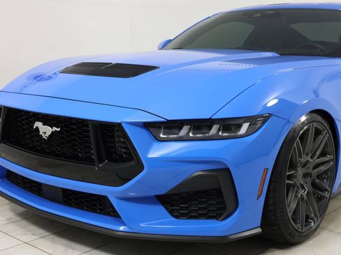 Used 2024 Ford Mustang GT RWD image 44