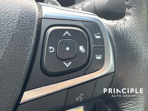 Used 2016 Toyota Camry SE FWD image 20