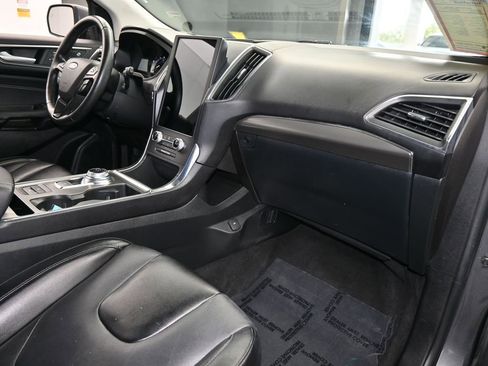 Used 2022 Ford Edge Titanium image 50