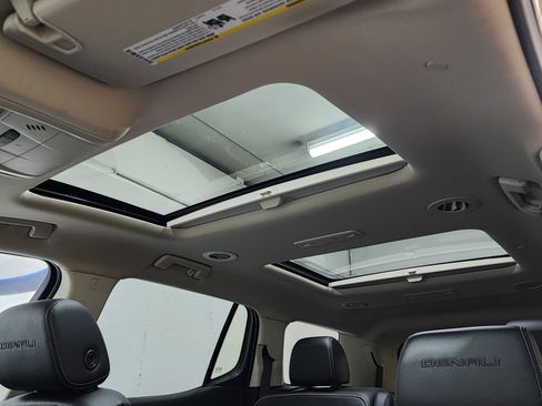 Used 2020 GMC Acadia Denali AWD/4WD image 27