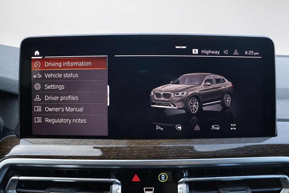Used 2022 BMW X4 xDrive30i AWD/4WD image 36