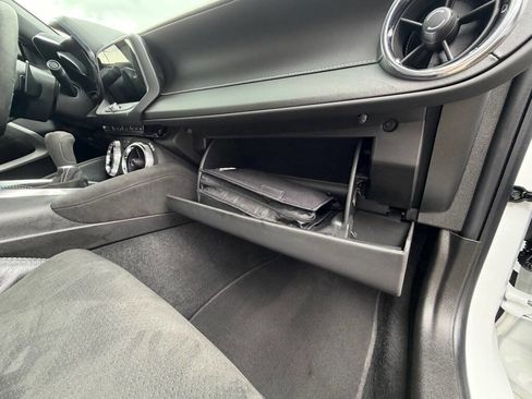 Used 2020 Chevrolet Camaro SS RWD image 42