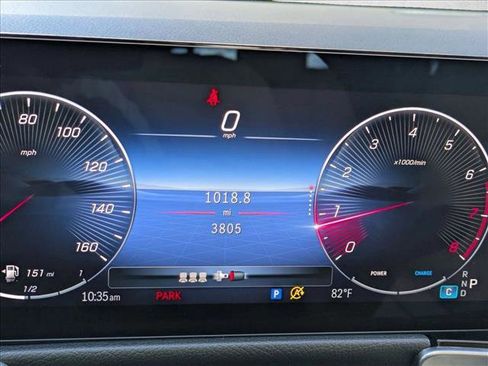 Used 2026 Mercedes-Benz GLB 250 image 11