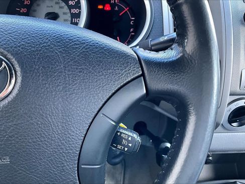 Used 2010 Toyota Tacoma 4x4 Access Cab image 23