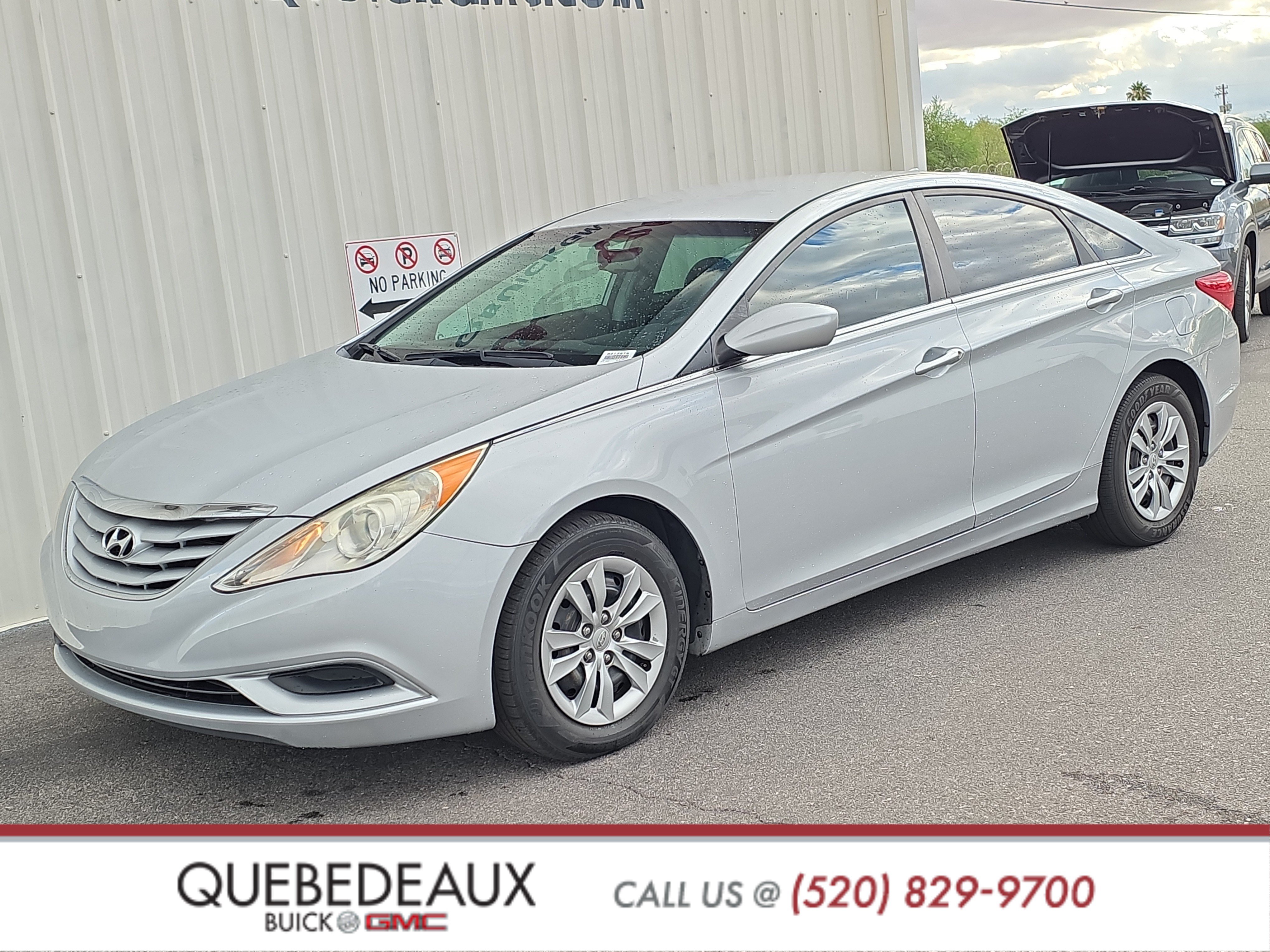 Used 2012 Hyundai Sonata GLS FWD image 3