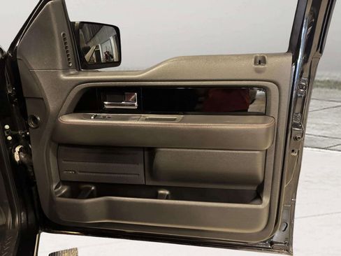 Used 2013 Ford F150 Limited image 31