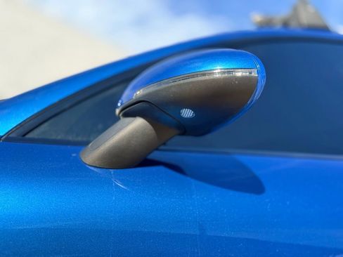 Used 2017 Porsche Macan S image 6