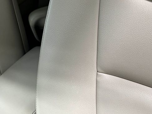 Used 2019 Cadillac XT5 FWD image 18