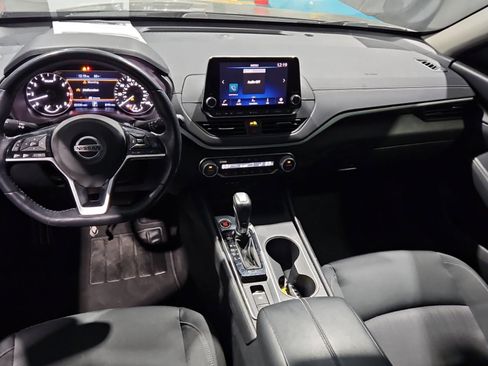 Used 2019 Nissan Altima 2.5 SV FWD image 41