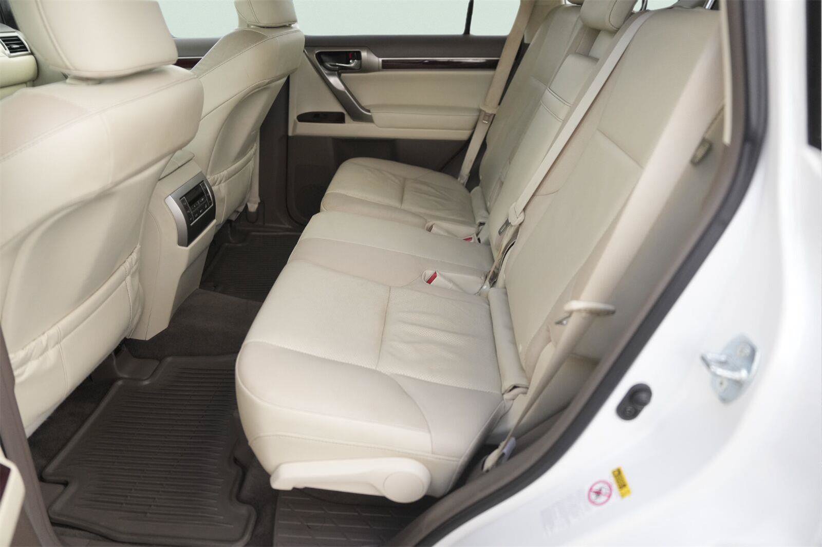 Used 2019 Lexus GX 460 Premium w/ Premium Package AWD/4WD image 13