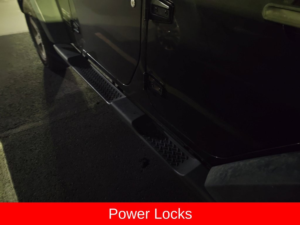Used 2018 Jeep Wrangler Unlimited Sport S AWD/4WD image 8