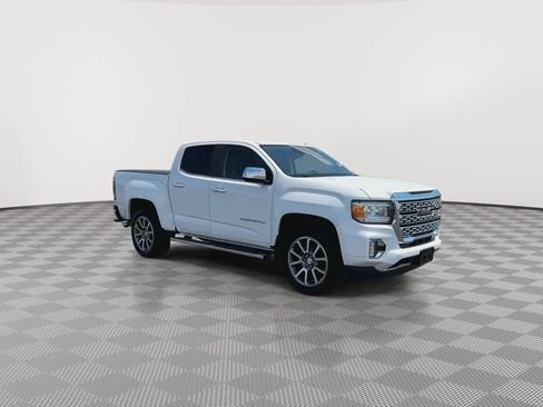 Used 2022 GMC Canyon Denali AWD/4WD image 2